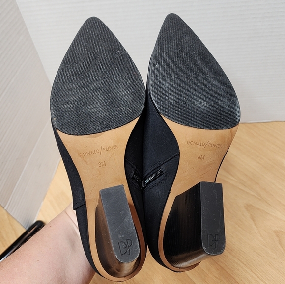 Donald J Pliner Verie Pointed Toe Ankle Black Booties Shooties Size 8M - Picture 7 of 15